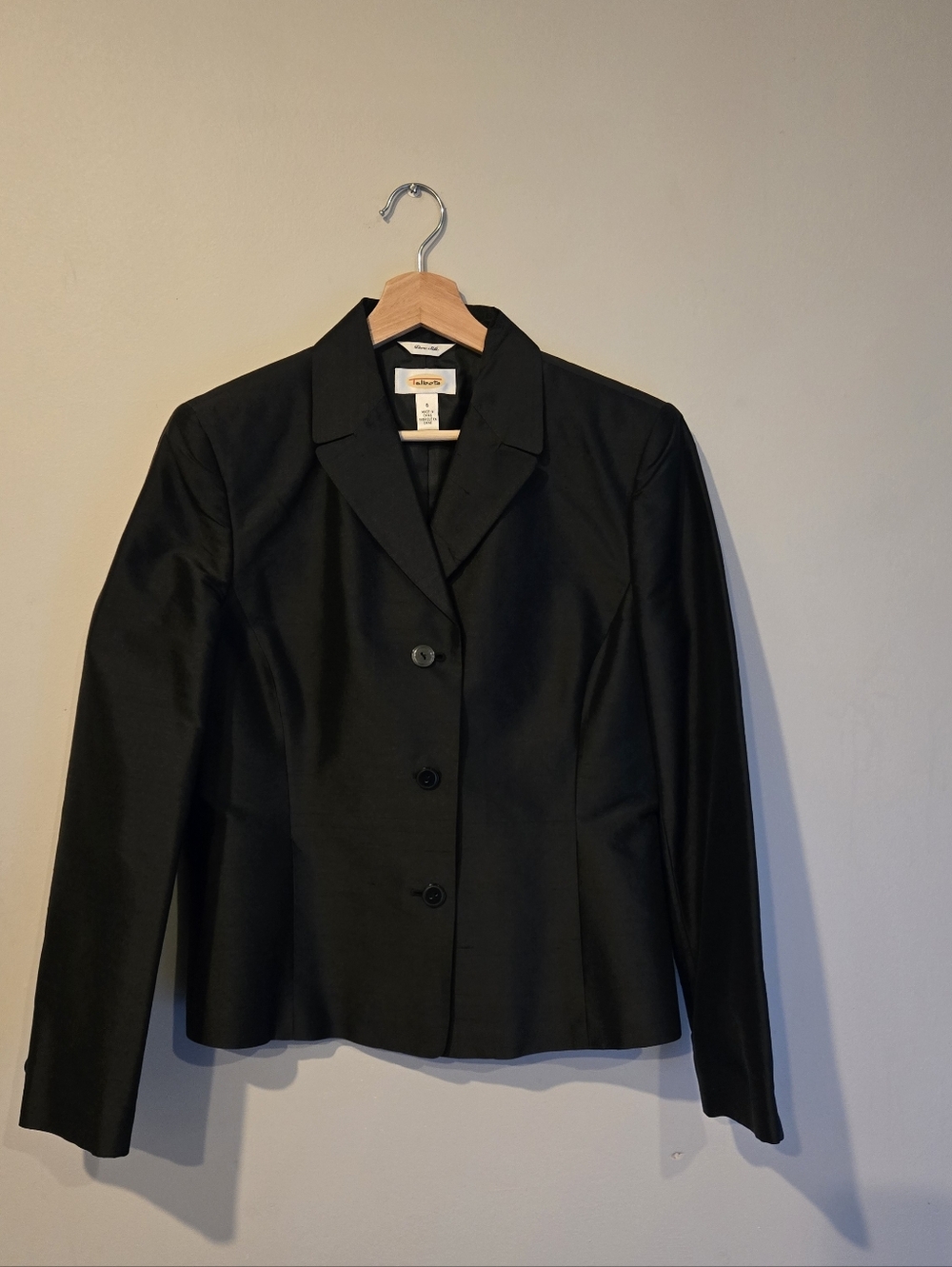 Vintage Talbots Pure Silk Blazer Black Size 6 Classic Tailored Quiet Luxury - Picture 2 of 7